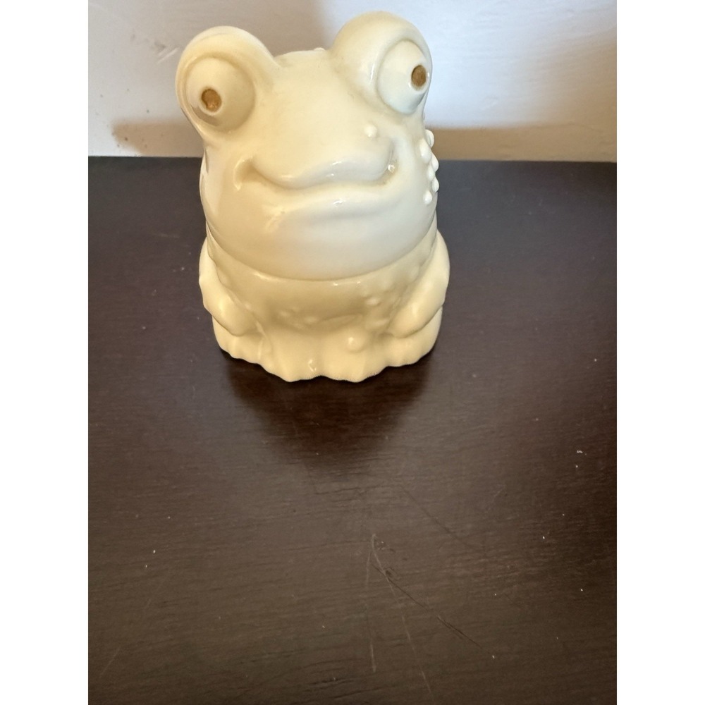 Vintage Avon Enchanted Frog Sonnet Cream Sachet 1.25 OZ Empty